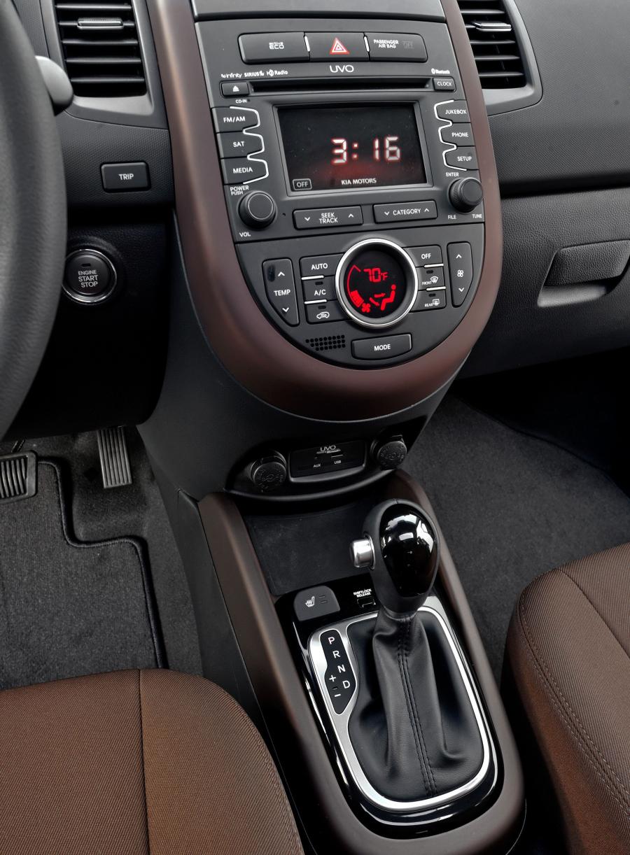  Kia Soul 2011 года  (US) (фото 40 из 44)